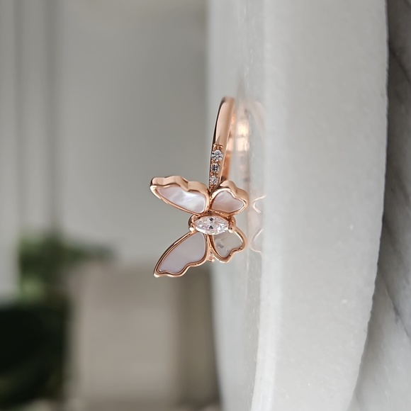 Rose Gold Butterfly ring with Mother of pearl, Charmed Aroma - Picture 2 of 8